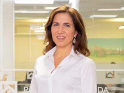 Silvia Hernández